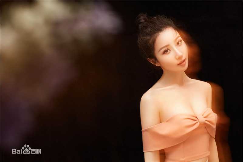 周奕彤最全梦幻壁纸