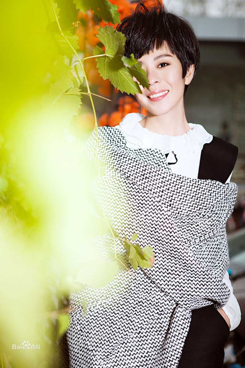 李蓓蕾最新蓓蕾壁纸