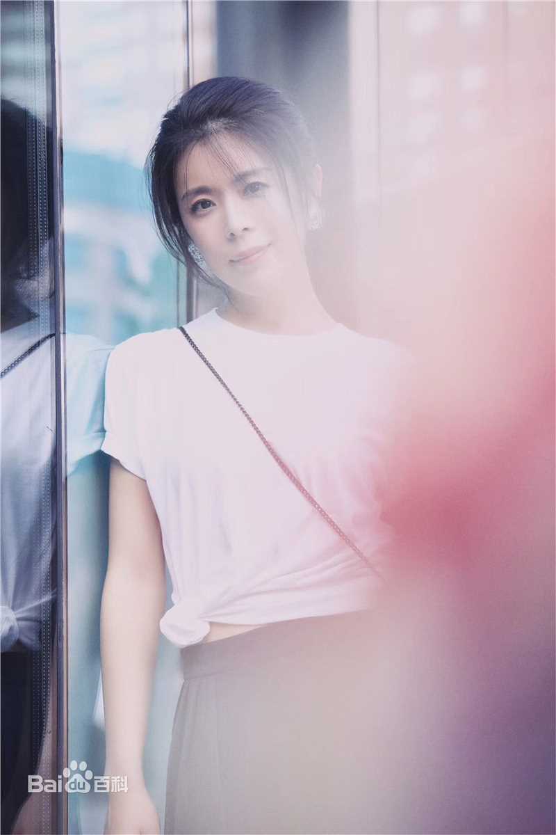 李蓓蕾最新壁纸