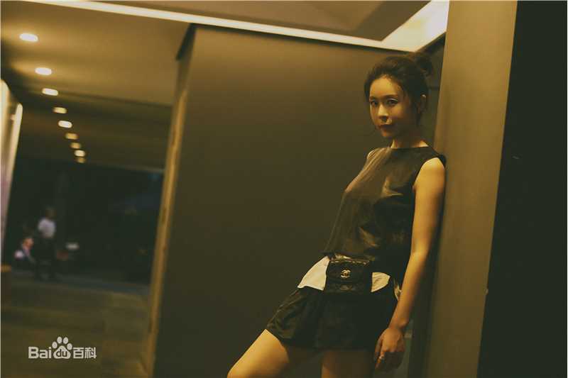 李蓓蕾最新壁纸