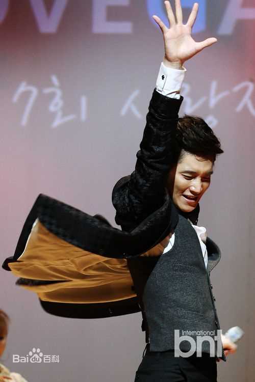 最新金多炫(Kim Da-Hyun)性感图片