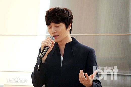 金多炫(Kim Da-Hyun)小型音乐会壁纸壁纸