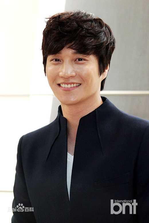 金多炫(Kim Da-Hyun)小型音乐会壁纸壁纸