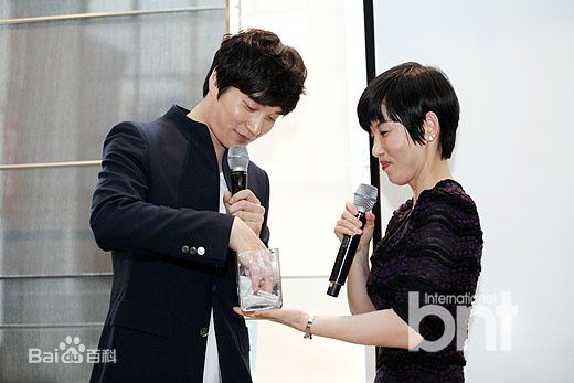 金多炫(Kim Da-Hyun)小型音乐会壁纸壁纸