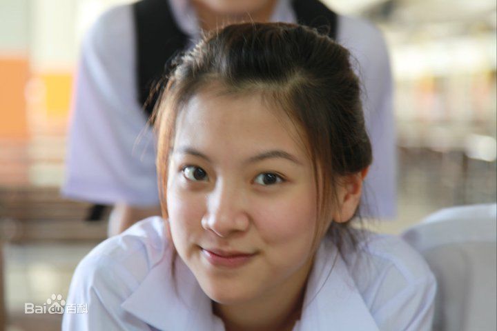 最新平采娜·乐维瑟派布恩( 、Pimchanok Luevisadpaibul)精彩图册