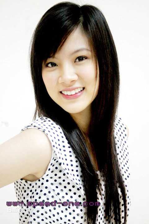 最新平采娜·乐维瑟派布恩( 、Pimchanok Luevisadpaibul)精彩图册