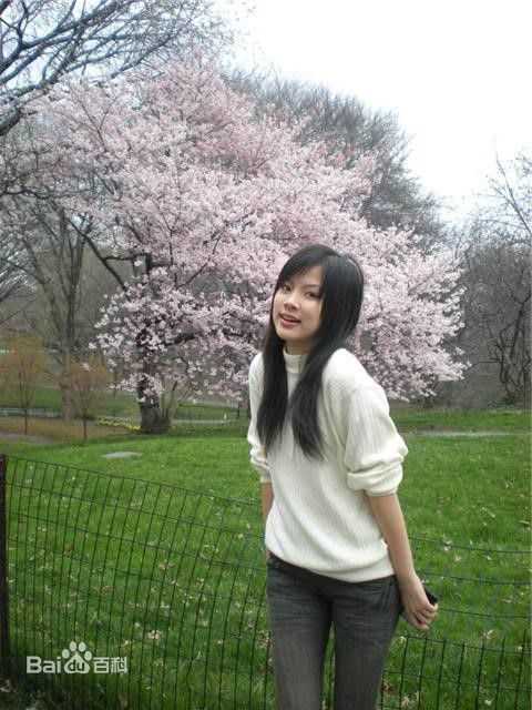 最新平采娜·乐维瑟派布恩( 、Pimchanok Luevisadpaibul)精彩图册