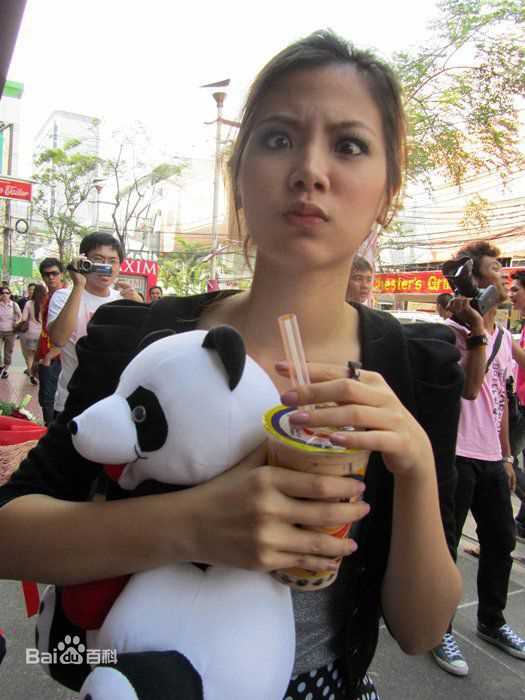 最新平采娜·乐维瑟派布恩( 、Pimchanok Luevisadpaibul)精彩图册