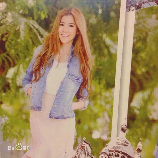 艾丝特·苏普莉拉( 、Esther Supreeleela)Esther图片图集