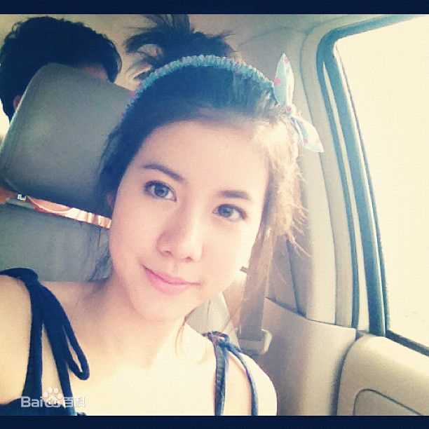 艾丝特·苏普莉拉( 、Esther Supreeleela)Esther图片图集