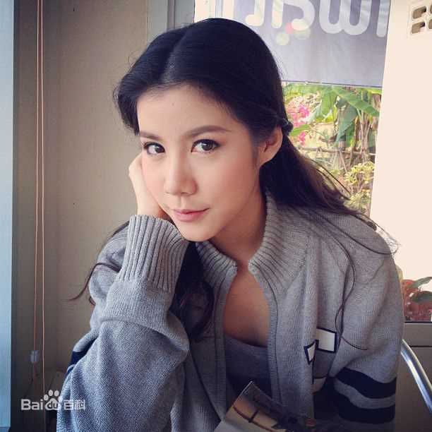 艾丝特·苏普莉拉( 、Esther Supreeleela)Esther图片图集