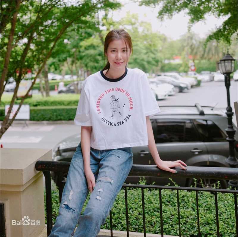 艾丝特·苏普莉拉( 、Esther Supreeleela)Esther 日常图册