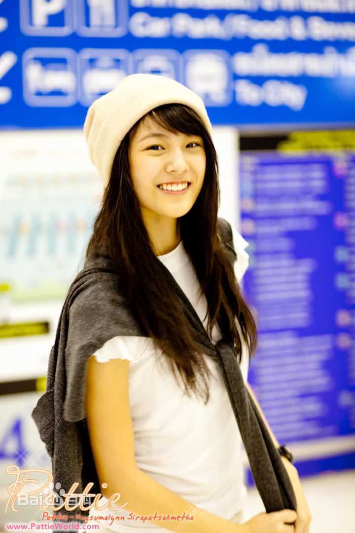 安苏玛琳·瑟拉帕萨默莎( 、Ungsumalynn Sirapatsakmetha)长发Pattie素颜照相册