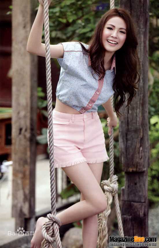 安苏玛琳·瑟拉帕萨默莎( 、Ungsumalynn Sirapatsakmetha)2013年杂志