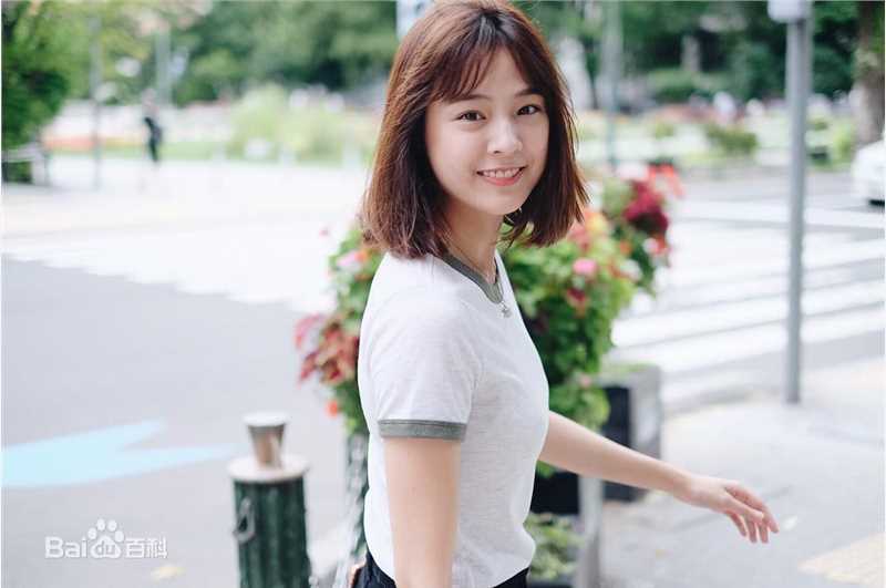 安苏玛琳·瑟拉帕萨默莎( 、Ungsumalynn Sirapatsakmetha)IG：pattieung前后照片