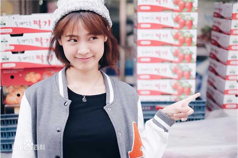 安苏玛琳·瑟拉帕萨默莎( 、Ungsumalynn Sirapatsakmetha)IG：pattieung前后照片