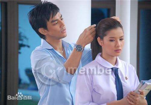 婉娜拉·宋提查( 、Wannarot Sonthichai)世袭家族性感图片图集