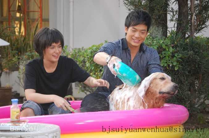 婉娜拉·宋提查( 、Wannarot Sonthichai)爱在旅途前后照片