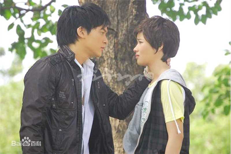 婉娜拉·宋提查( 、Wannarot Sonthichai)爱在旅途前后照片