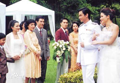 婉娜拉·宋提查( 、Wannarot Sonthichai)花环夫人素颜照相册