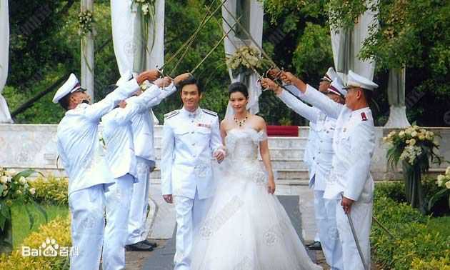 婉娜拉·宋提查( 、Wannarot Sonthichai)花环夫人素颜照相册