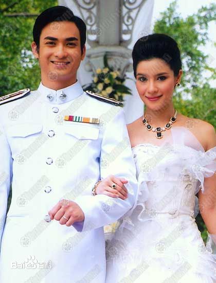 婉娜拉·宋提查( 、Wannarot Sonthichai)花环夫人素颜照相册