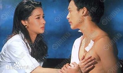 婉娜拉·宋提查( 、Wannarot Sonthichai)穿越时空寻找爱图片图集