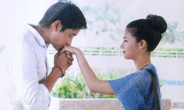 婉娜拉·宋提查( 、Wannarot Sonthichai)爱如潮涌性感图片图集