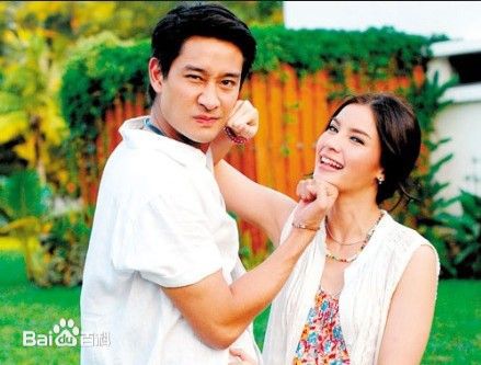 婉娜拉·宋提查( 、Wannarot Sonthichai)爱如潮涌性感图片图集