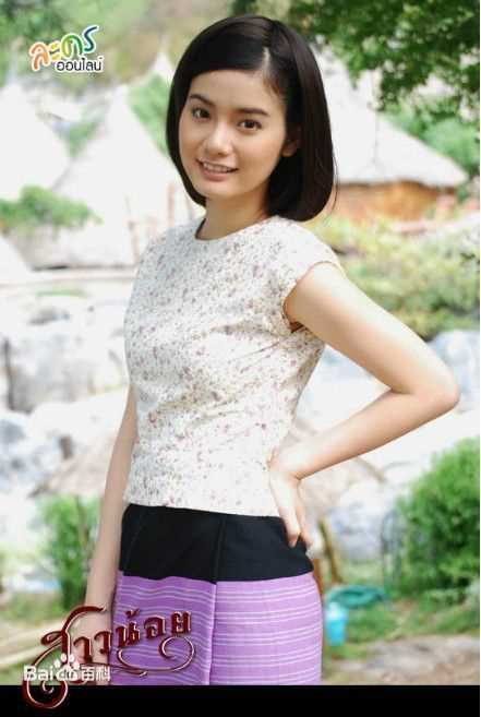 婉娜拉·宋提查( 、Wannarot Sonthichai)小女孩前后照片