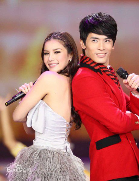 婉娜拉·宋提查( 、Wannarot Sonthichai)综艺节目及访问性感图片壁纸