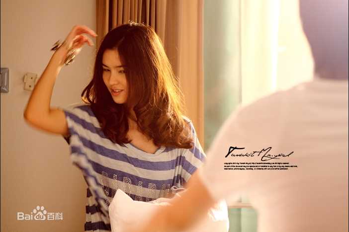 最新李海娜( 、Sushar Manaying)在《想爱就爱》Pie中的图集