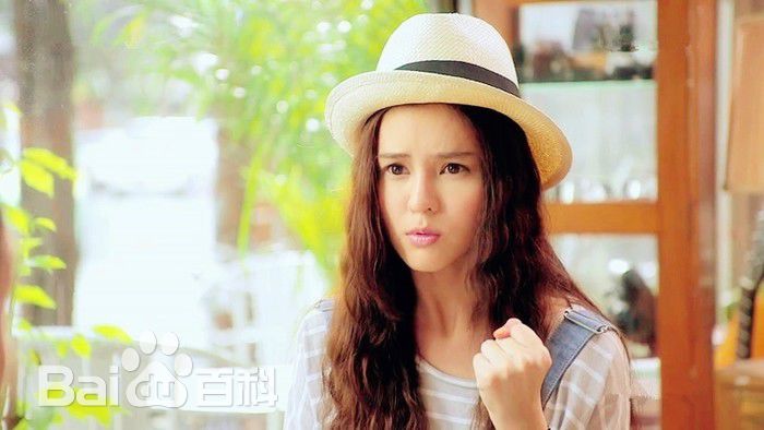 李海娜( 、Sushar Manaying)在《浪漫满屋》Aom中的