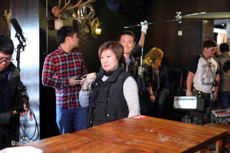 许珮珊工作照片性感图片图集