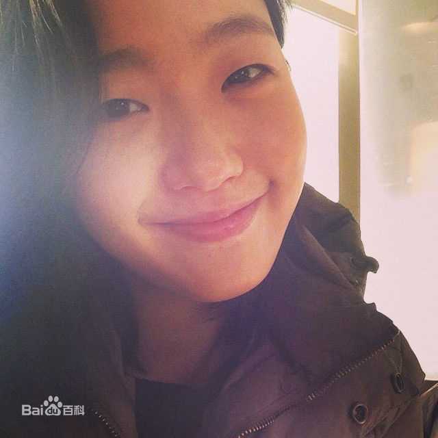 金高银（本名）()金高银生活照素颜照相册