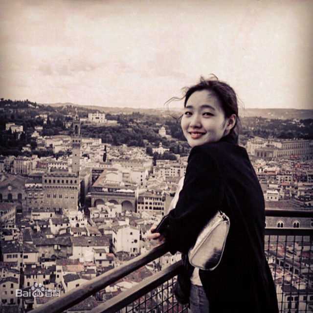 金高银（本名）()金高银生活照素颜照相册