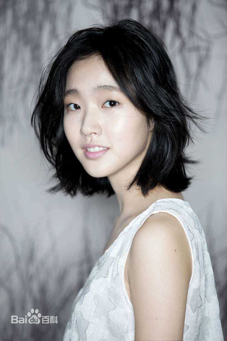 金高银（本名）()金高银画报性感图片图集