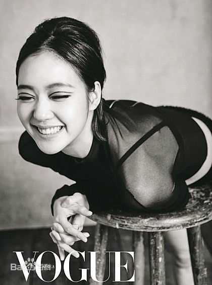 金高银（本名）()金高银画报性感图片图集