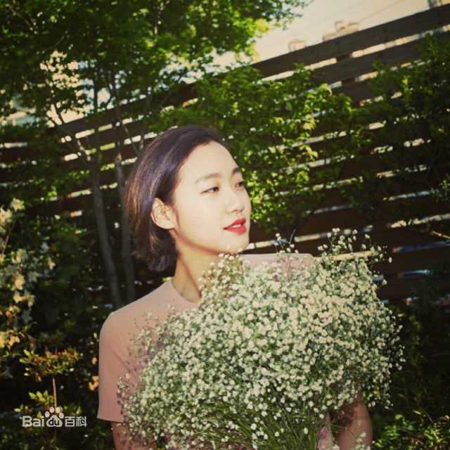 金高银（本名）()金高银画报性感图片图集