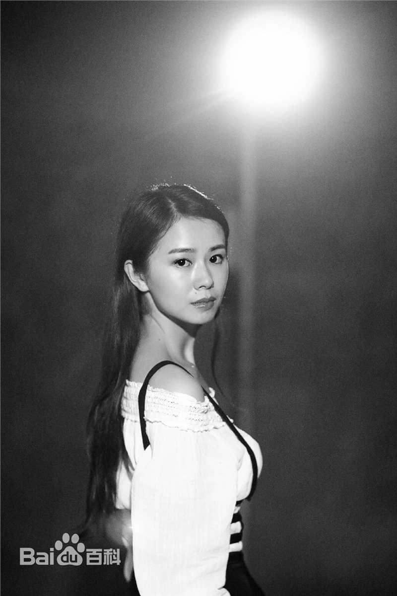 黄小瑜最全照壁纸