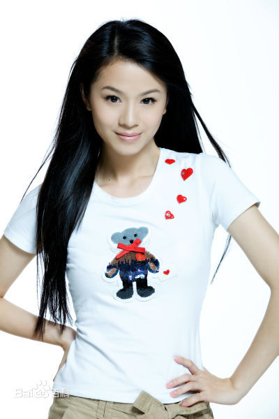 最新黄小瑜壁纸