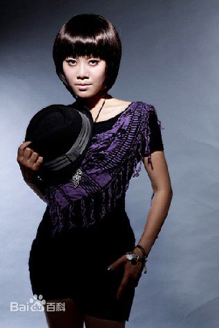 易莉(Lily)最全照壁纸