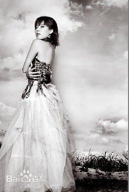 易莉(Lily)最全照壁纸