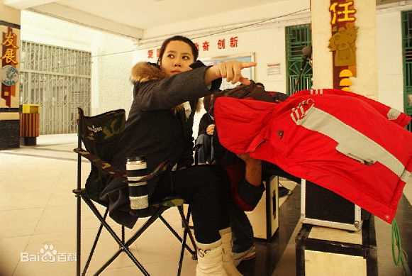 易莉(Lily)在片场性感图片图集