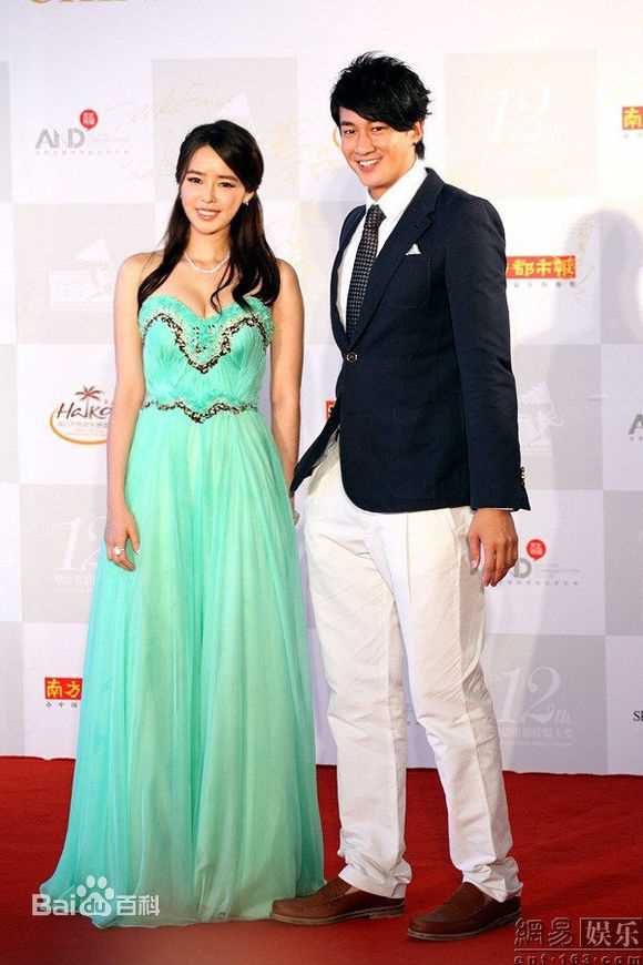 赵慧仙(CHO HYE SUN)和圈内好友壁纸壁纸