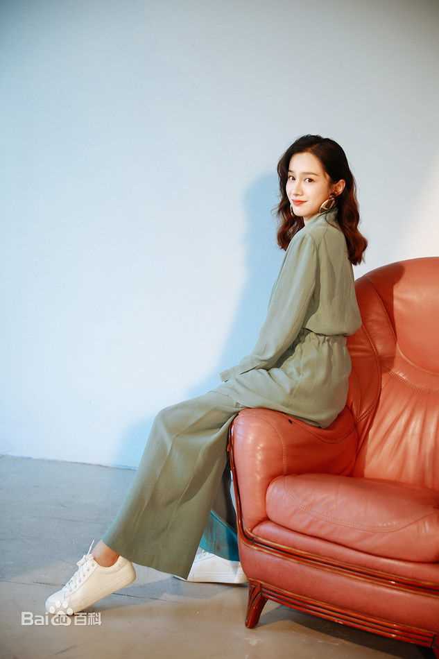 陆妍淇高清港风造型图集