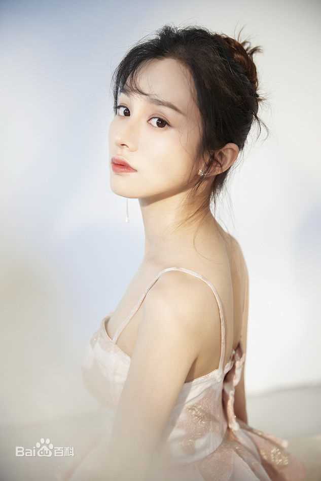 陆妍淇最新夏日壁纸