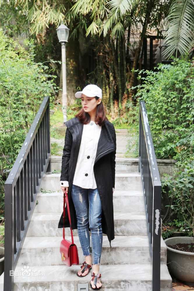 邹新宇街拍壁纸壁纸