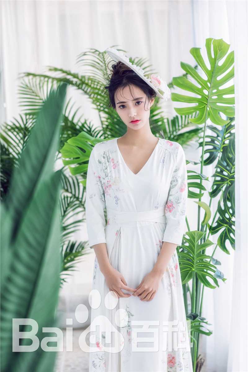 邹新宇高清夏日图集