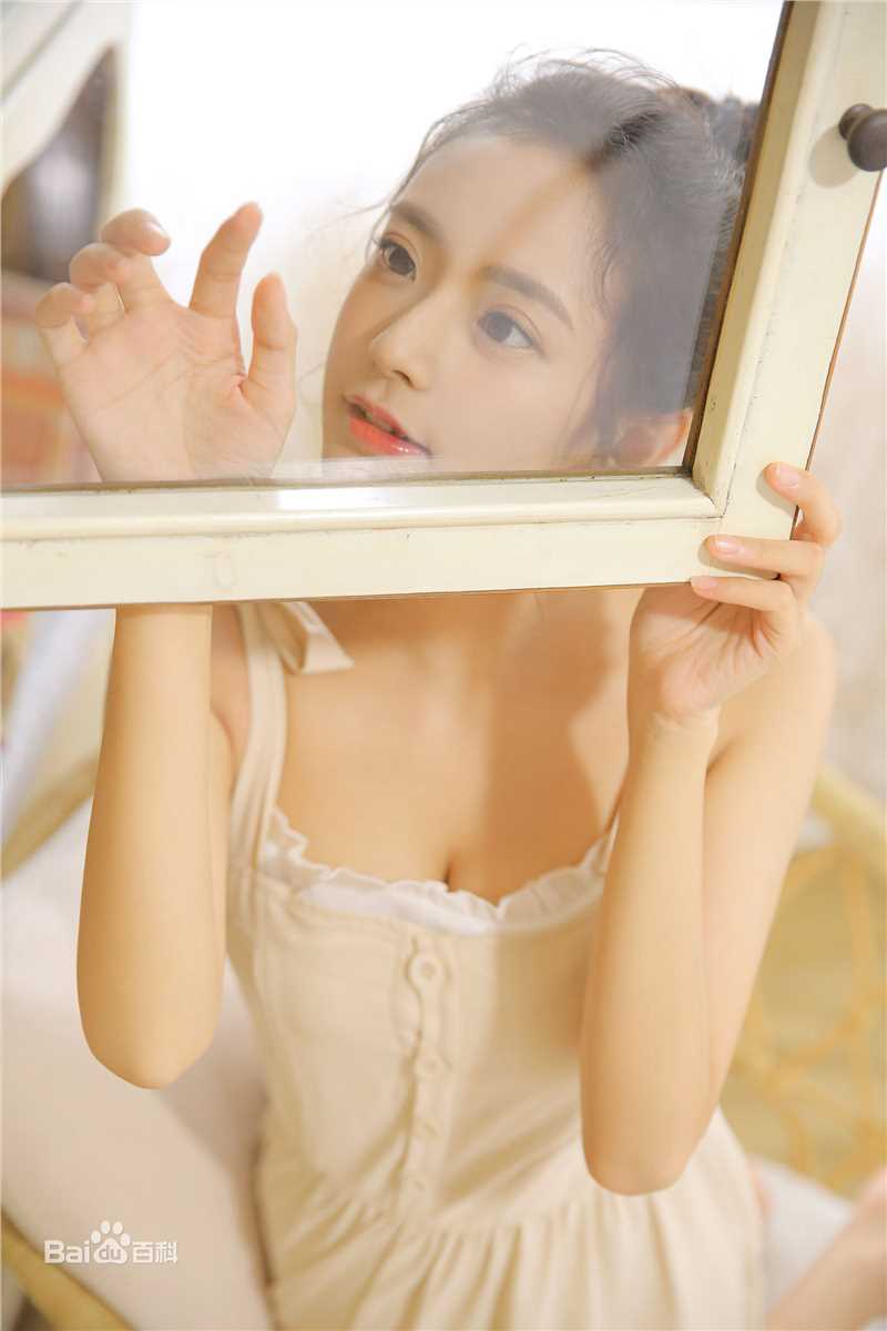 邹新宇精选日系图册